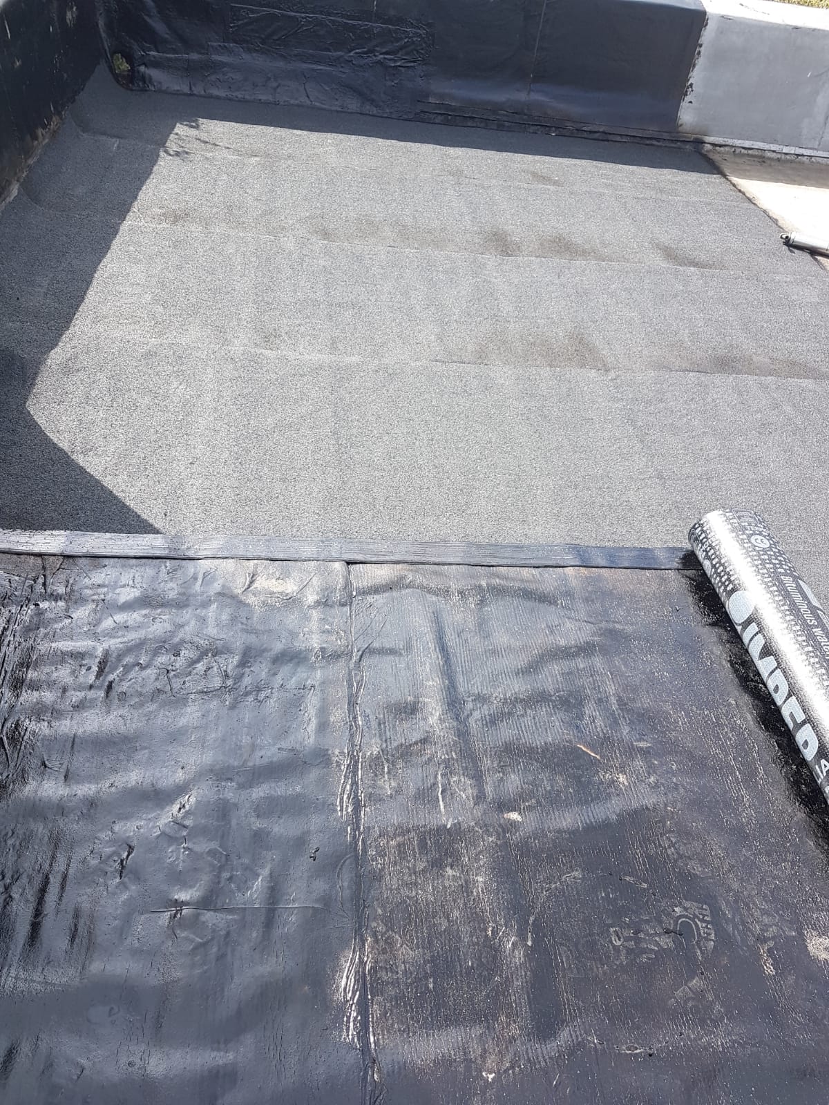 images/Photos/1-asphalt-roof-repair.jpeg