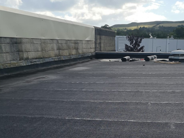 commercial roofing image